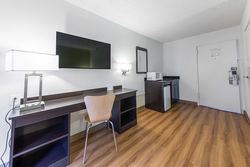 Motel 6-Warminster, Pa Экстерьер фото