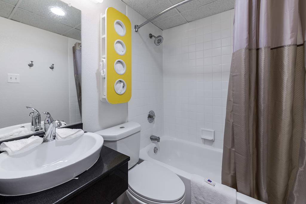 Motel 6-Warminster, Pa Экстерьер фото