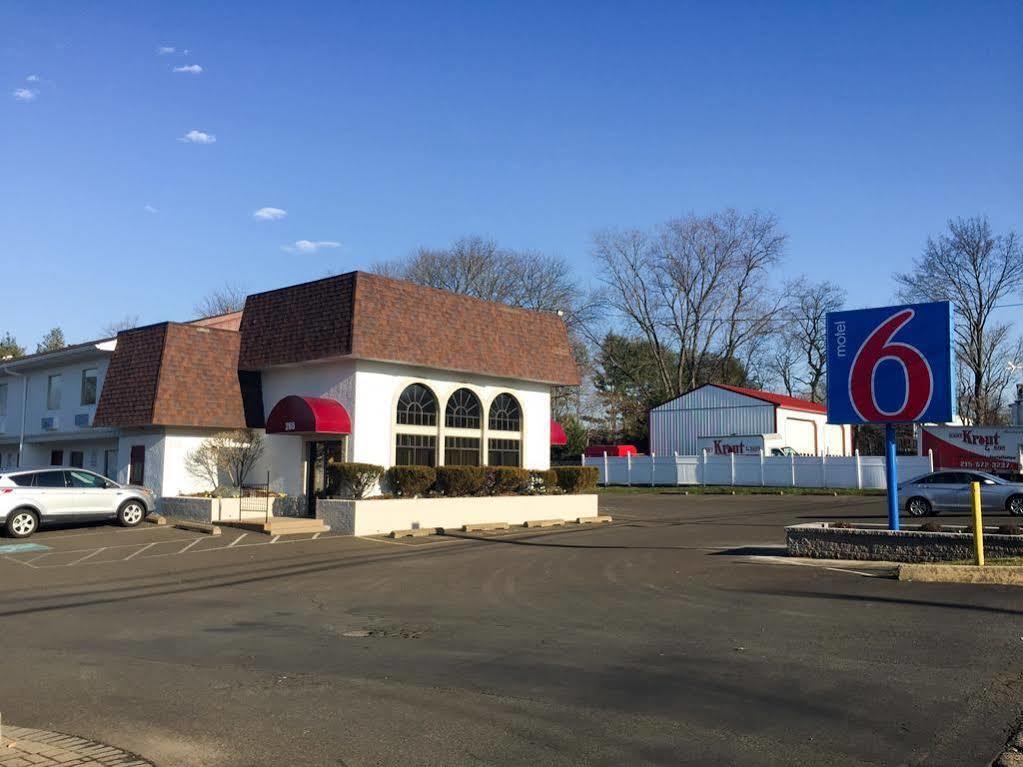 Motel 6-Warminster, Pa Экстерьер фото